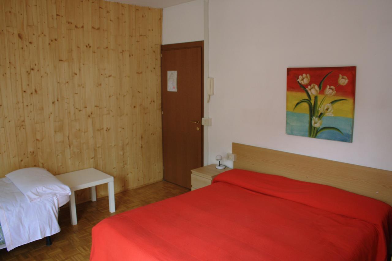 Albergo Della Posta Clusone Eksteriør bilde